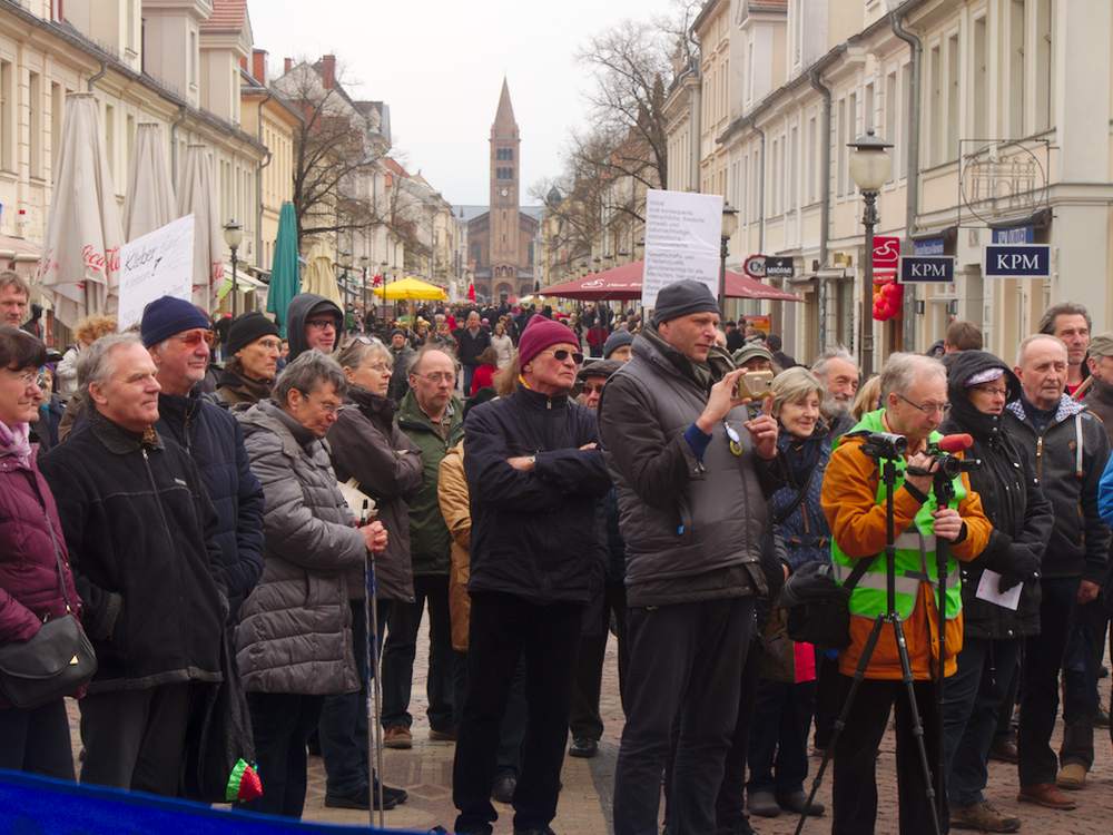 Ostermarsch-Potsdam-2019-247.jpg Ostermarsch-Potsdam-2019-247.jpg