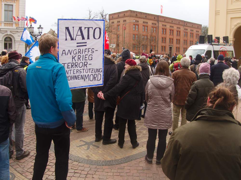 Ostermarsch-Potsdam-2019-309.jpg Ostermarsch-Potsdam-2019-309.jpg