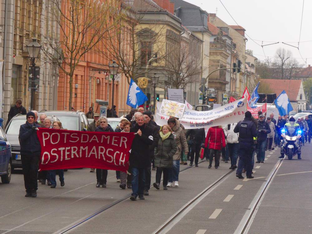 Ostermarsch-Potsdam-2019-406.jpg Ostermarsch-Potsdam-2019-406.jpg