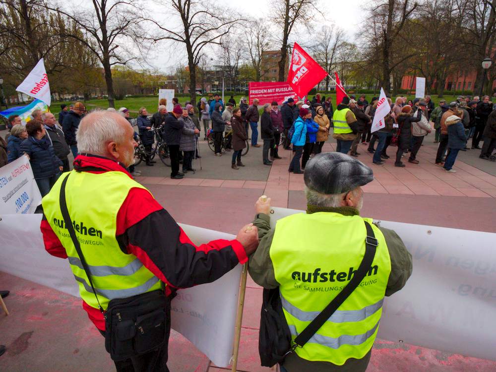 Ostermarsch-Potsdam-2019-485.jpg Ostermarsch-Potsdam-2019-485.jpg
