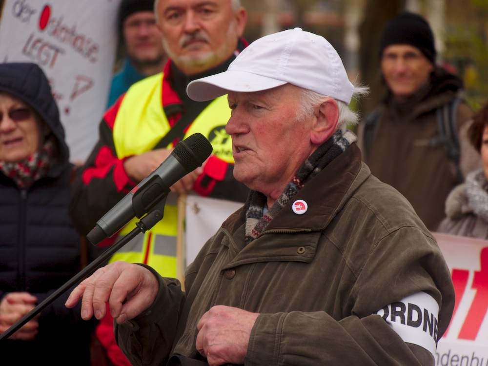 Ostermarsch-Potsdam-2019-592.jpg Ostermarsch-Potsdam-2019-592.jpg